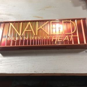 Urban Decay Naked Heat Palette